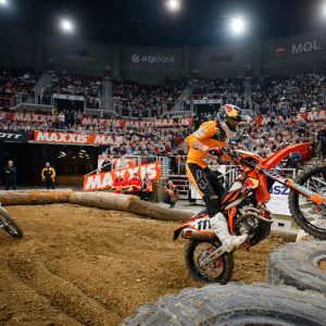 266780_taddy.blazusiak_SuperEnduro 2019 Rnd 4_3420